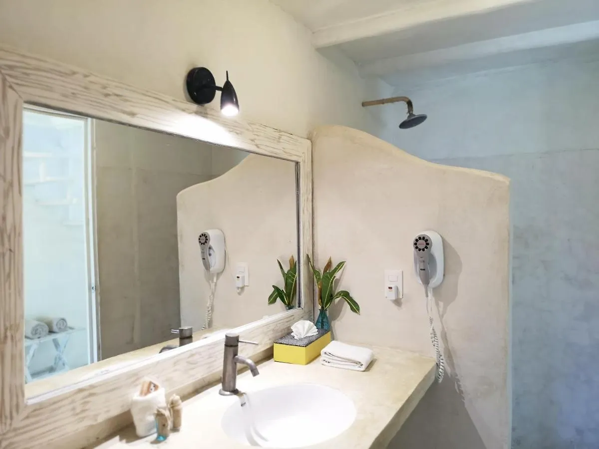*****  Coco Unlimited Hotel Tulum Mexico