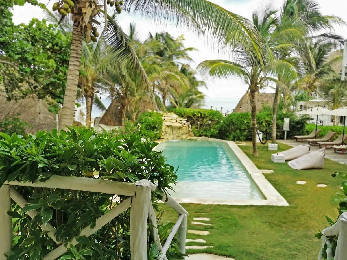 *****  Coco Unlimited Hotel Tulum Mexico